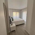 Stylish Near Oasis 아파트