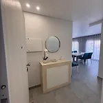 아파트 Stylish Near Oasis