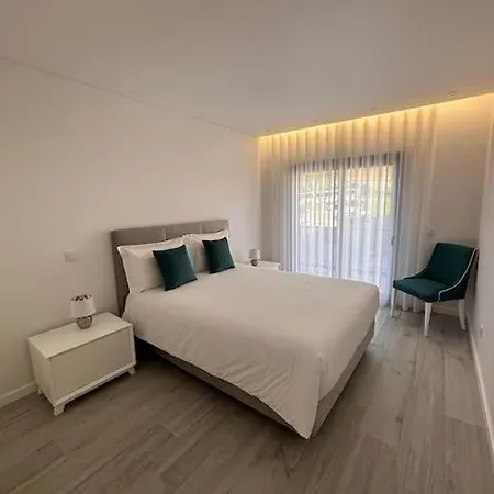 Stylish Near Oasis 아파트 *